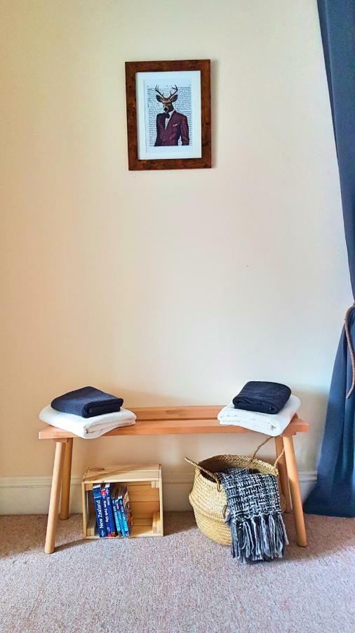 The Louis Armstrong- Modern 3 Bedroom Apartment, Super Close To The Centre Кардифф